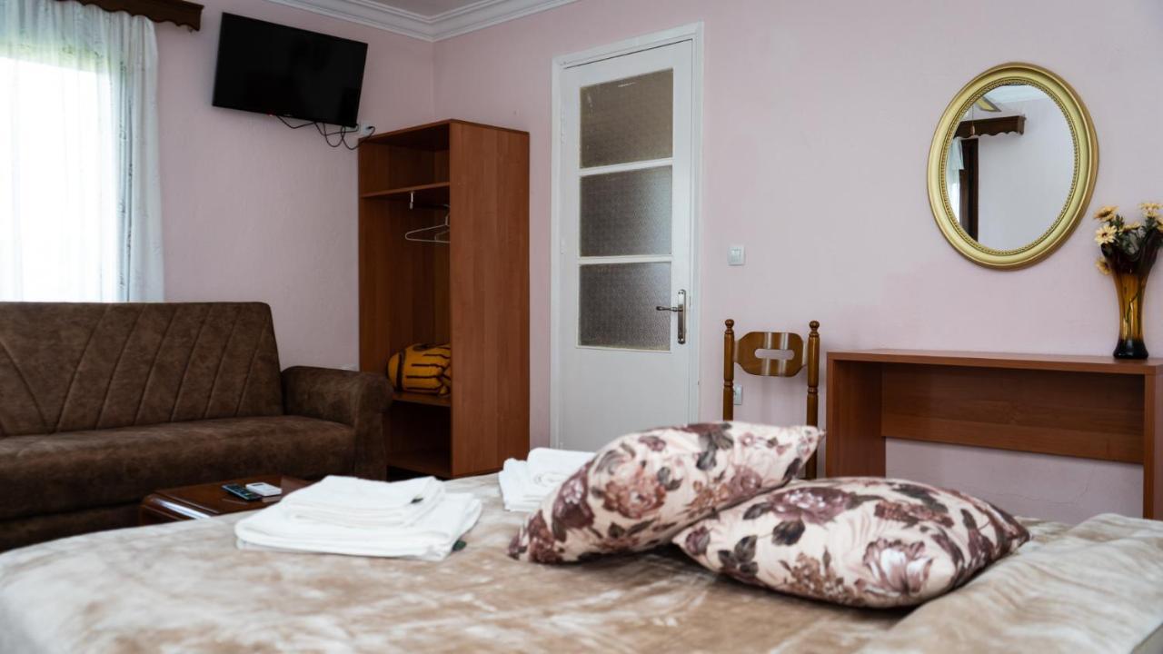カストラキオンFani'S House Under Meteoraアパートメント エクステリア 写真